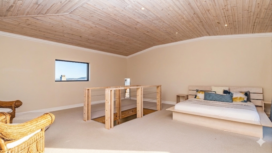 7 Bedroom Property for Sale in Pezula Private Estate Western Cape